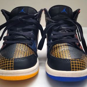 Nike, 1Y, Black, yellow, and blue